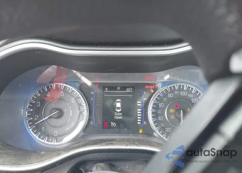 2015 Chrysler 200 Limited z USA, uszkodzony, nr VIN 1C3CCCAB2FN657176